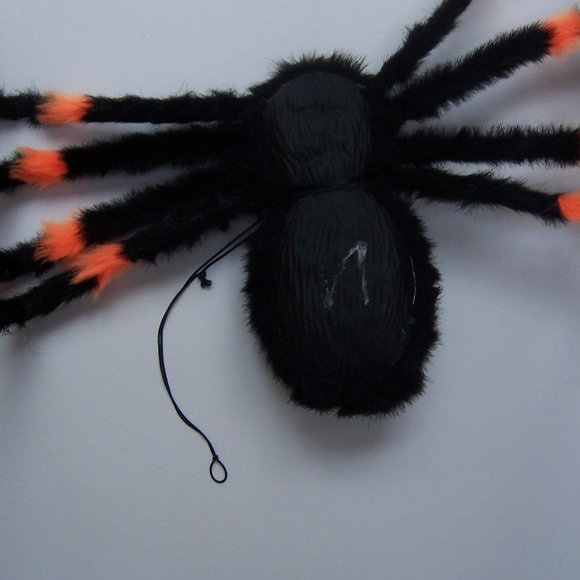 HALLOWEEN Large Foldable Spider Decoration - Picture 4 of 4